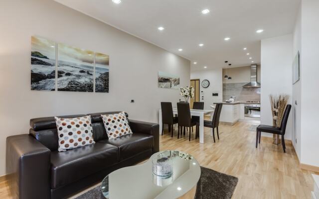 San Pietro Vatican Apartments