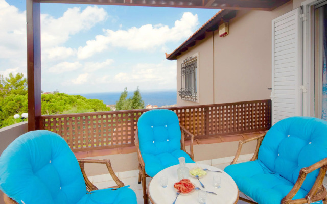 Villa Apollo With Private Pool And Tennis Court