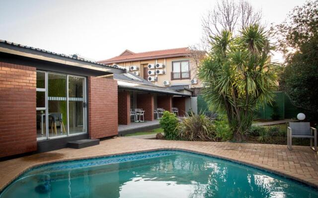 Palm Lodge
