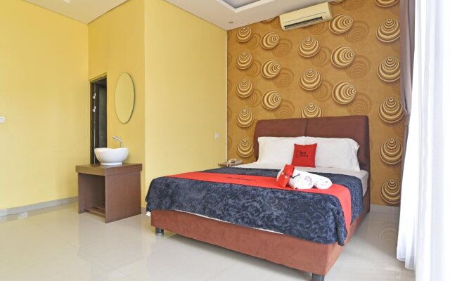 OYO 1836 Aeena Village