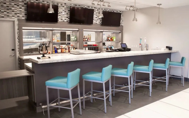 Best Western Premier Winnipeg East Inn & Suites