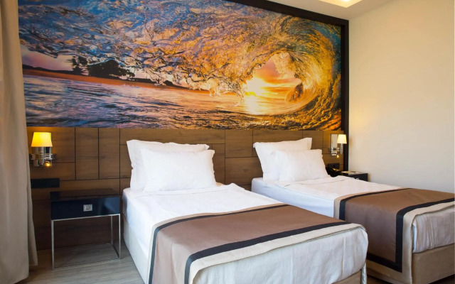 Northdoor Hotel