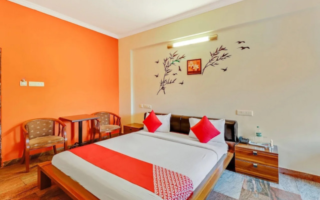 OYO 451 Goyal Residency