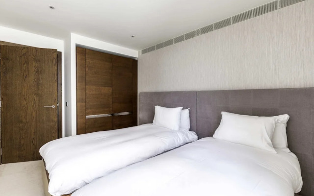 Beautiful 4 Bed Abode Near Imperial Wharf