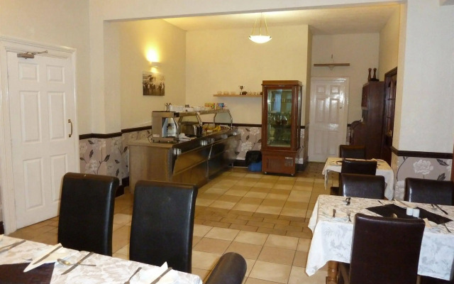 Bailey Ground Hotel