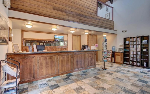 Inn at Otter Crest