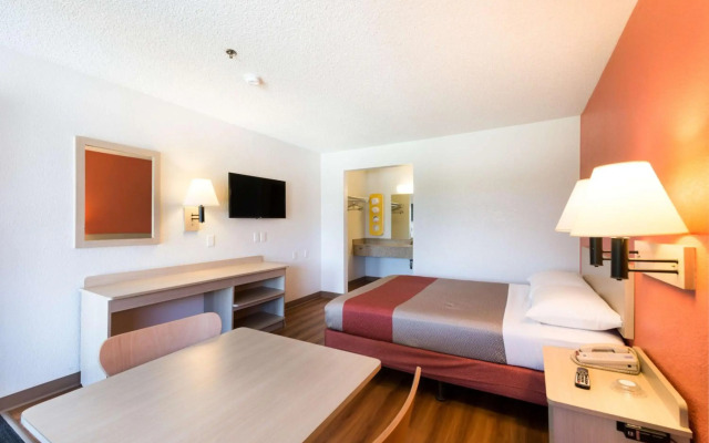 Motel 6 Sparks, NV - Airport - Sparks