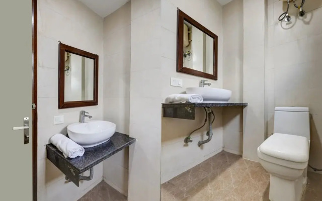 Hotel Aron By The Premium Villa