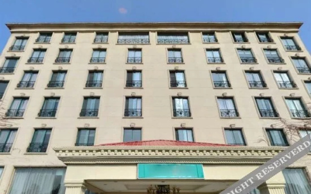 Hua Quan Grand Hotel