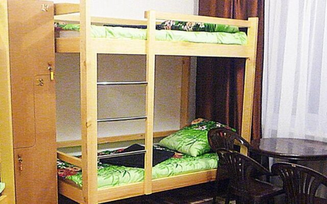 Hostel Barneo