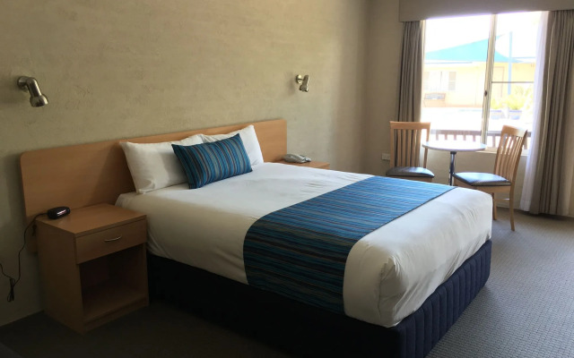 Edward Parry Motel & Apartments