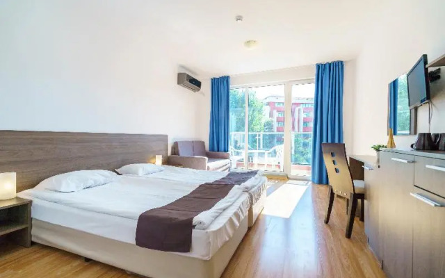 Persey Admiral Plaza Apartments