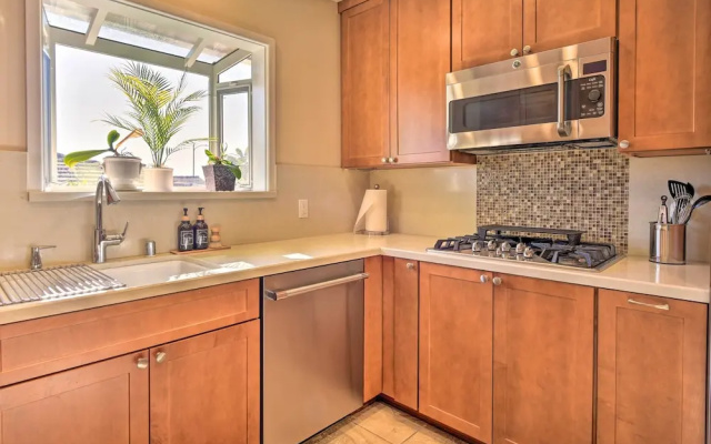 Los Angeles Suite ~ 12 Mi From Downtown!