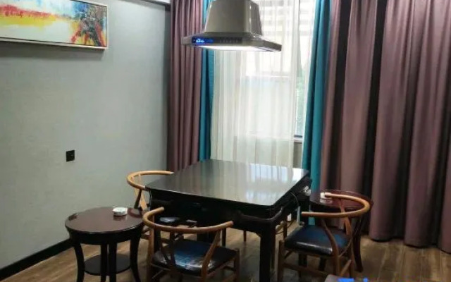 Yiyang Mingshi Zhenpin Hotel (Fuzhongfu)