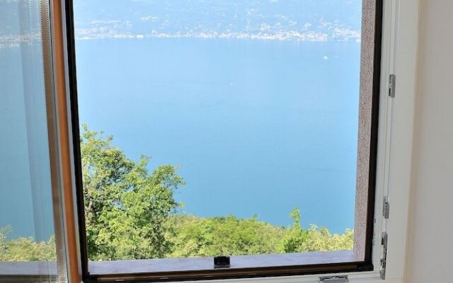 Villa il Cerro With Lake View