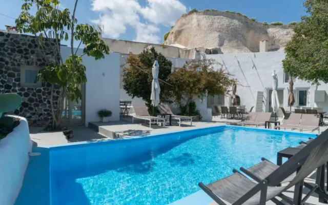 Villa LuxL