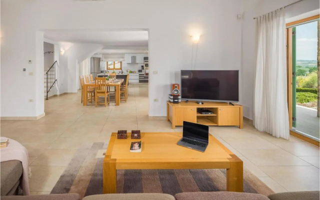 Holiday home Baredine bb IV