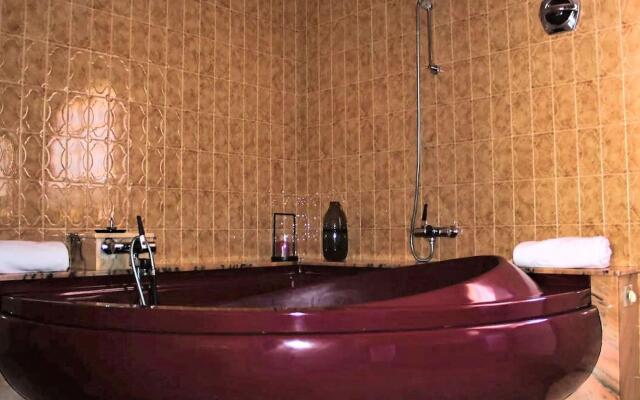 Traditional Villa in O Val, Narón with Pool