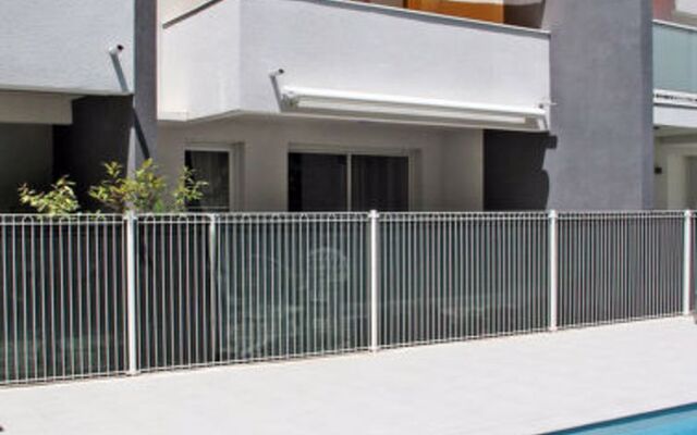 Les Pins Parasols (AGL350)