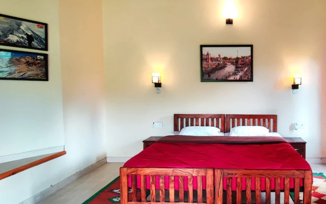 Majkhali woods, Ranikhet, by Himalayan Eco Lodges