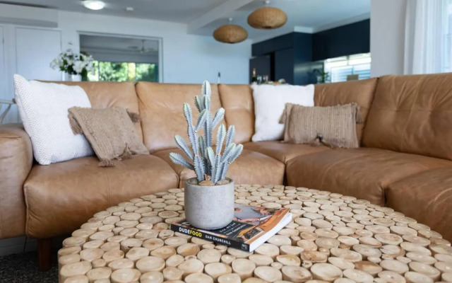 Whitsunday view BOHO apartment in Airlie Beach