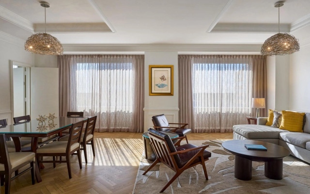 The Henry Hotel, Autograph Collection