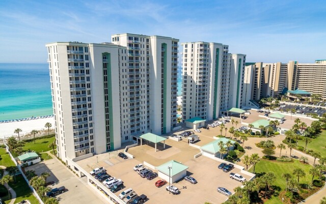 Silver Beach Towers 506w 4 Bedroom Condo by RedAwning