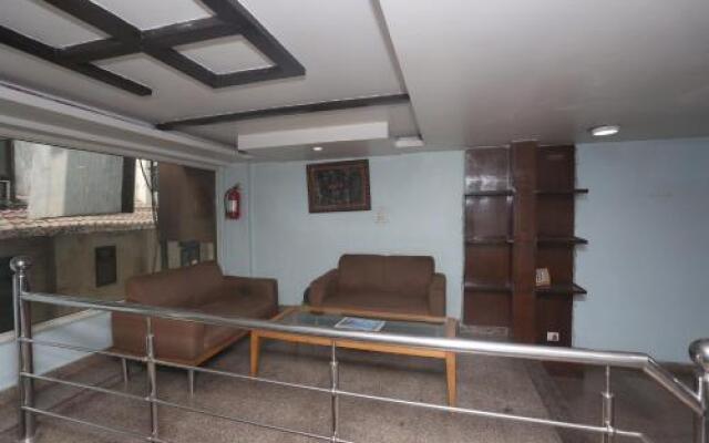 HOTEL GREEN PALACE Delhi Airport
