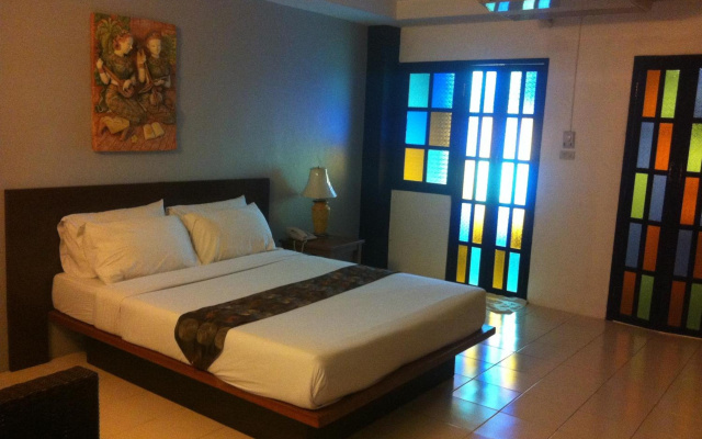 Bangkok Travel Suites