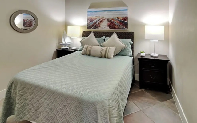 Diamond Beach 613 - Gulf Haven