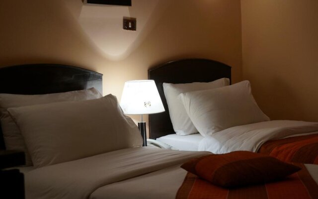Petra by Night Hotel
