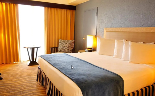 Windward Passage Hotel