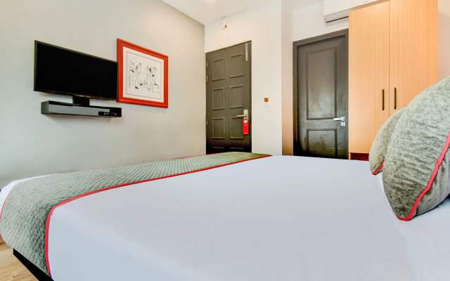 OYO Townhouse 146 Vijay Talkies