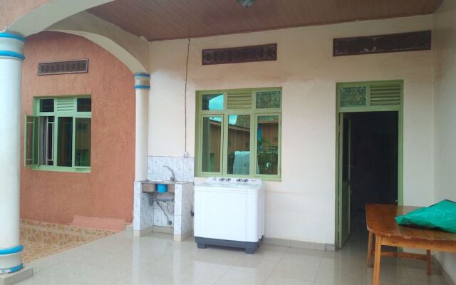 Steclem Bed And Breakfast