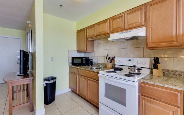 Pierview Hotel and Suites