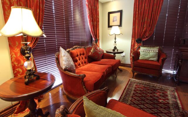 Candlewoods Guesthouse