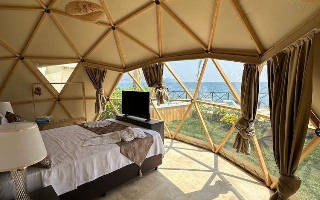 Lamoya Suites