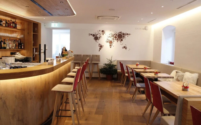 Hotel Ristorante-Pizzeria Al Cervo