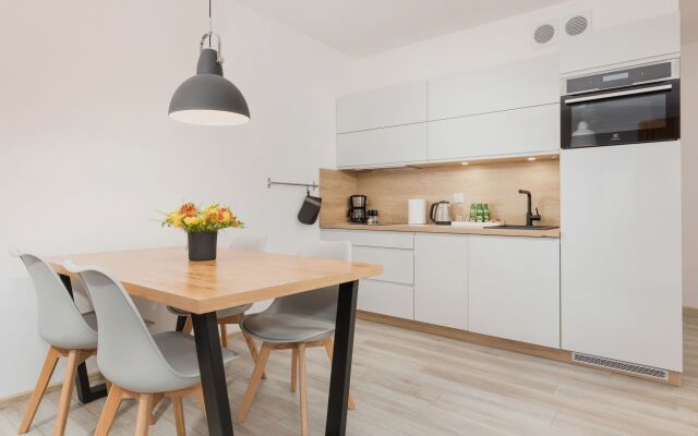 Park Design- Apartments M&M