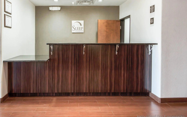 Sleep Inn & Suites Hennessey