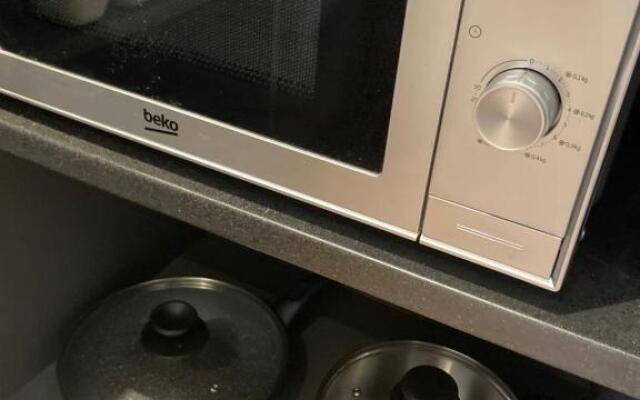 Studio standing, hyper centre, très calme