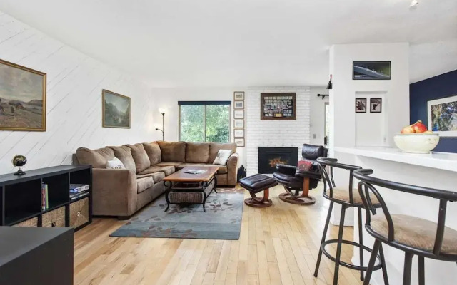 Seasons Four By Snowmass Vacations