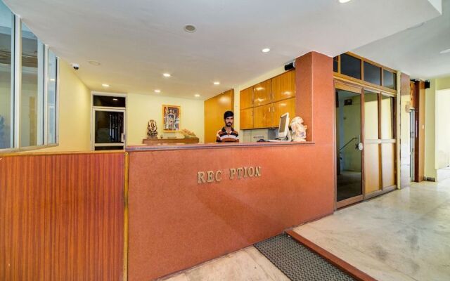 Oyo 40720 Hotel Srs Regency