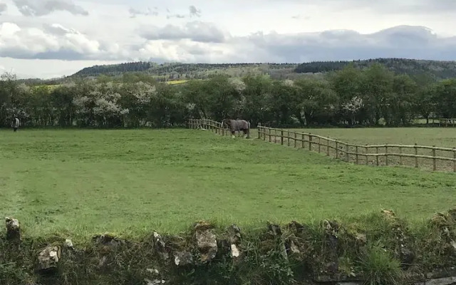 Lower Buckton Country House - Sleeps 12