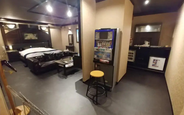 Hotel Allure (Adult Only)