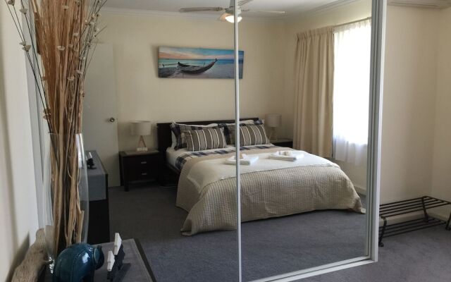 Applecross Village Apartment