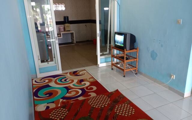 Homestay Omah Seledri Batu