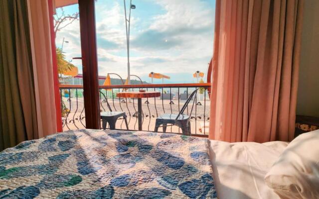 Sigacik Yakamoz Pansiyon