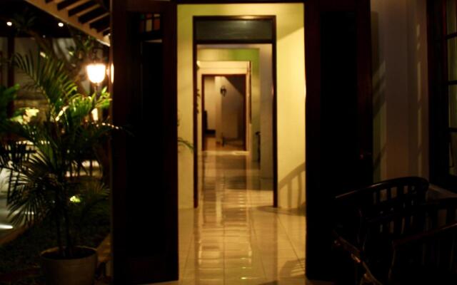 Grand Marto Hotel