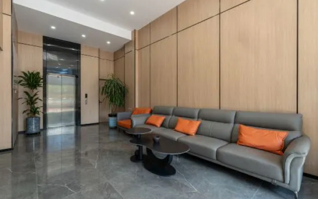 GreenTree Inn Express Hotel (Weihai High-speed Railway Terminal Port Branch)